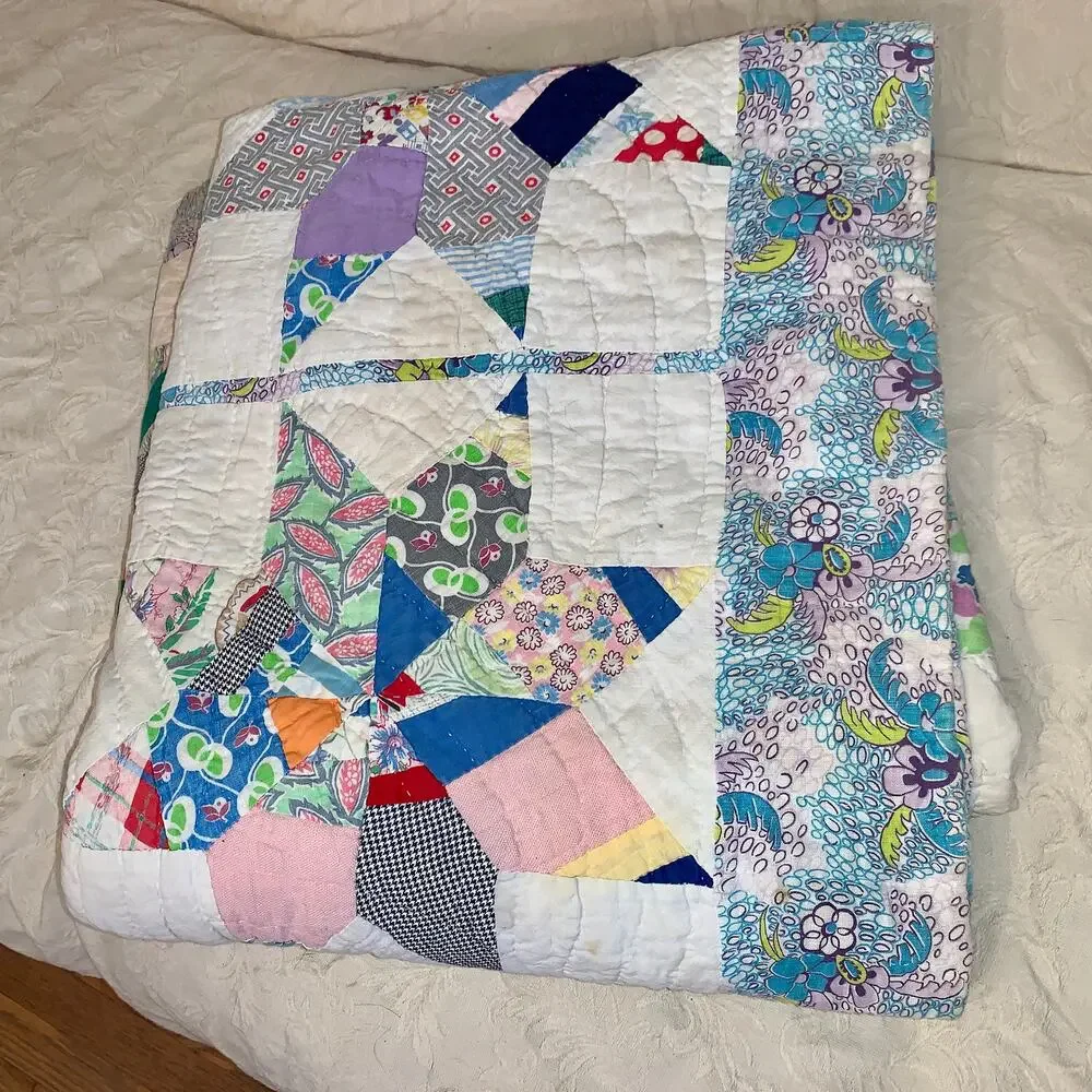 LARGE ANTIQUE 1930's 1940's 8 POINT ANTIQUE STAR QUILT-BEAUTIFUL COLORS!!!